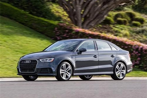 7. Audi A3 2019 (giá khởi điểm: 32,500 USD, điểm tin cậy: 8,6/10).