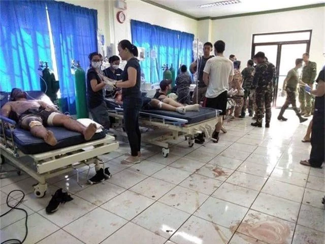 Đánh bom kép tại Philippines, ít nhất 21 người chết, 71 người bị thương - 3