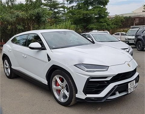 Chiếc Lamborghini Urus của đại gia Minh Nhựa lúc mới về nước