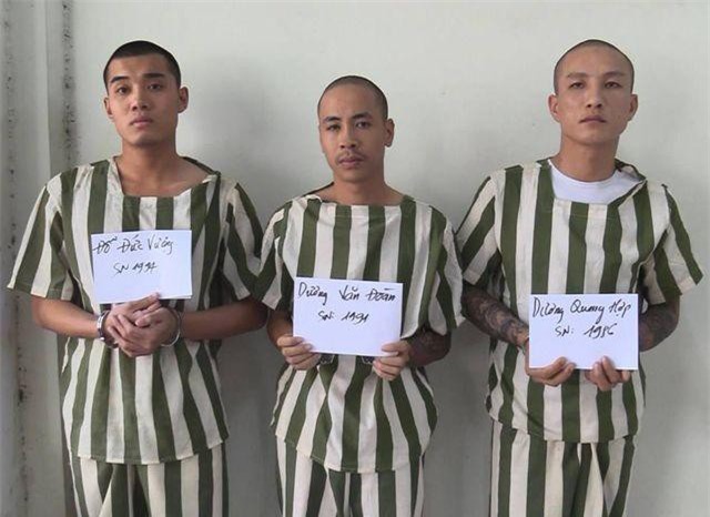 Bình Dương: Băng giang hồ dùng súng khống chế, giam lỏng con nợ