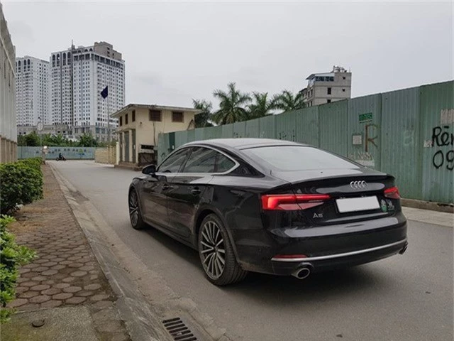 Hàng hiếm Audi A5 phiên bản APEC bất ngờ xuất hiện trên thị trường xe cũ - Ảnh 3.