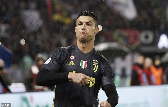 Ronaldo lập công, Juventus thắng kịch tính trước Lazio