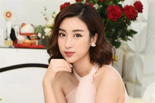Hoa hậu Đỗ Mỹ Linh.