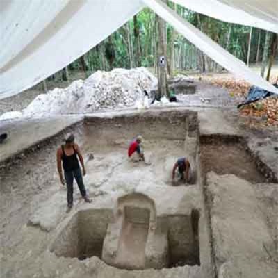 Các nhà khảo cổ tìm thấy 'phòng tắm hơi cổ đại' của người Maya