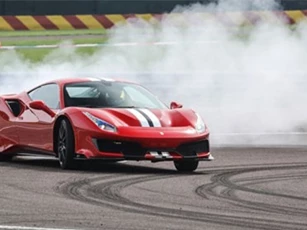 Ferrari là thương hiệu mạnh nhất thế giới 2019