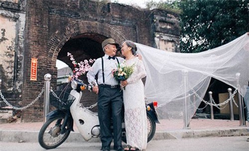 Ngưỡng mộ câu chuyện 65 năm một tình yêu của hai ông bà Nghệ An