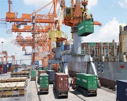 Tháng 1: Ước tính nhập siêu 800 triệu USD