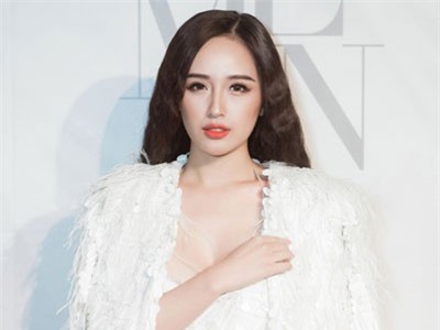 Mai Phương Thúy khiến fan hâm mộ lo lắng khi nhập viện ngày giáp Tết