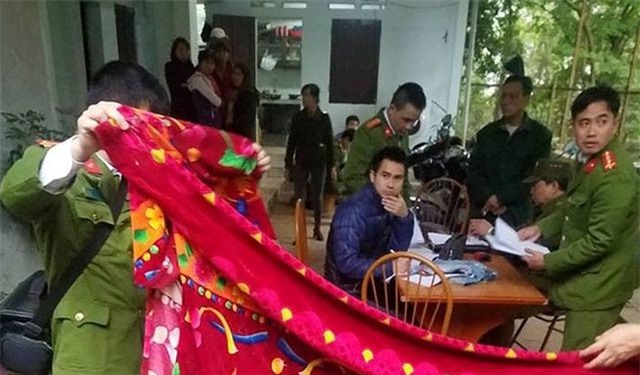 Truy tìm hung thủ sát hại dã man mẹ con cô giáo ở Phú Thọ