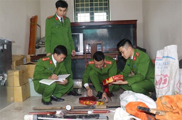 Công an thu giữ gần 200 khẩu súng, 11 lựu đạn