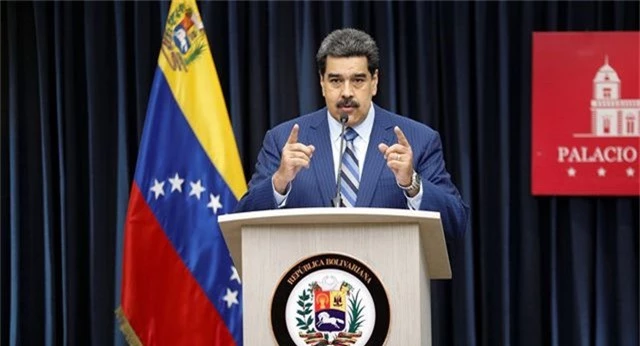 Tổng thống Venezuela tự tin vượt qua mọi âm mưu ám sát - 1