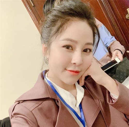 Hậu trường Táo Quân 2019 qua tiết lộ của "hot girl World Cup" Trâm Anh