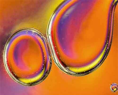 Nhiên liệu lỏng đặc biệt có thể lưu trữ năng lượng của Mặt Trời trong 18 năm