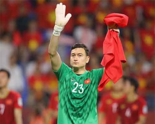 'Người nhện' Văn Lâm tiết lộ 5 thủ thành tượng đài đáng học hỏi