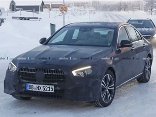 Mercedes E-Class Sedan 2020 lộ ảnh ngoại thất và nội thất