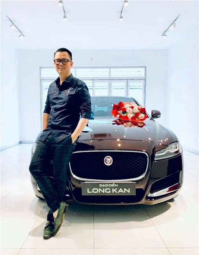 Đạo diễn Long Kan tậu xế sang Jaguar XF hơn 2 tỉ đồng ảnh 2