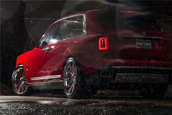 Rapper Gucci Mane tặng vợ Rolls-Royce Cullinan đỏ từ ngoài vào trong ảnh 8