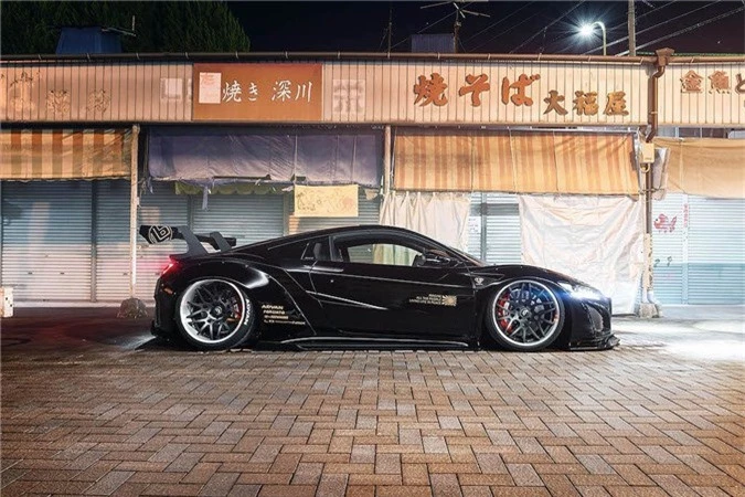 Siêu xe Honda NSX “biến hình” với widebody LB Works ảnh 4