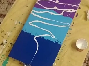 Clip: Nhìn cách họa sĩ tạo nên bức tranh, stress cỡ nào cũng biến mất dạng