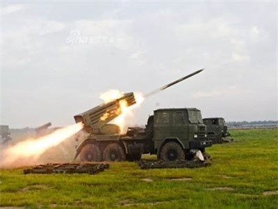 Choáng với cơn mưa hoả lực của Pháo binh Trung Quốc