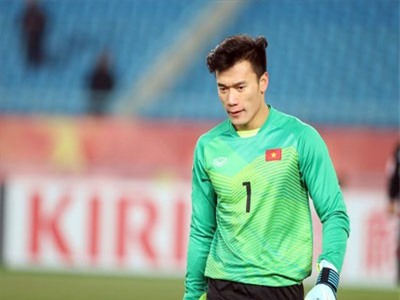 Thủ môn Bùi Tiến Dũng mơ ước được thi đấu cho Real Madrid