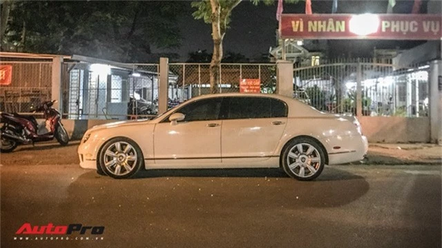 Bentley Continental Flying Spur của đại gia Đà Nẵng cũ nhưng vẫn nổi bật nhờ chi tiết này - Ảnh 4.