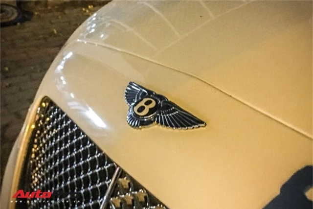 Bentley Continental Flying Spur của đại gia Đà Nẵng cũ nhưng vẫn nổi bật nhờ chi tiết này - Ảnh 8.