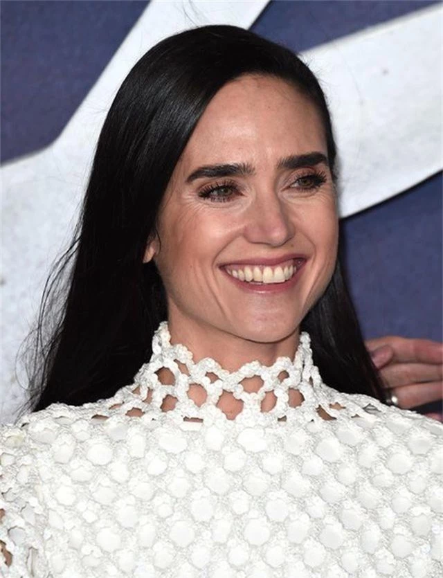 Jennifer Connelly trẻ đẹp đáng kinh ngạc ở tuổi 49 - 7