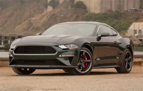 9. Ford Mustang 2019 (giá khởi điểm: 26.395 USD).