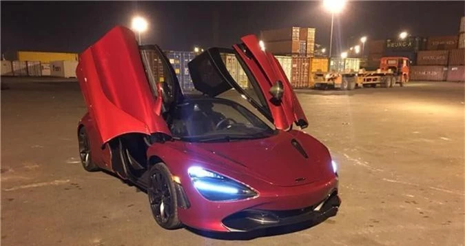 McLaren 720S màu đỏ thứ 4 về Việt Nam chơi Tết 2019. Chiếc McLaren 720S thứ 4 về Việt Nam có ngoại thất màu đỏ đẹp mắt giống với chiếc thứ 2 hiện đang lăn bánh tại Sài Gòn. (CHI TIẾT)