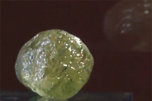 Viên kim cương được phát hiện vào tháng 10.2018 ở mỏ Diavik, miền bắc Canada.