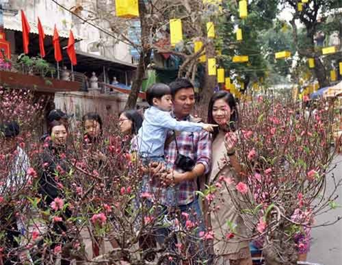 Hương vị Tết xưa ở chợ hoa nổi tiếng Hà Thành