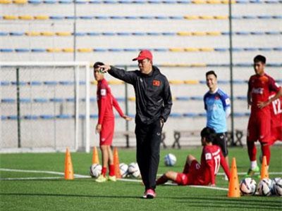 Những đội bóng xuất hành sớm nhất năm mới