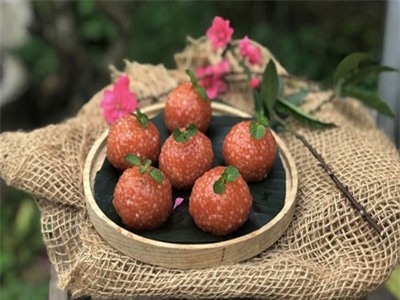 Cách làm món bánh đỏ để mong cả năm may mắn