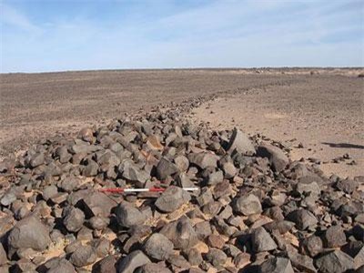 Phát hiện hàng trăm cấu trúc đá bí ẩn ở Tây Sahara