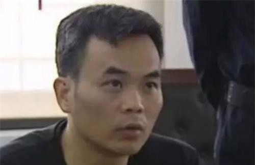 Giám đốc ngân hàng Trung Quốc lợi dụng lỗ hổng để ăn cắp 1 triệu USD