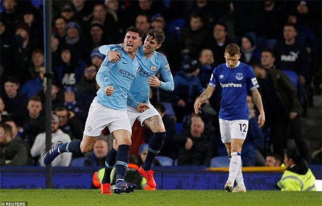 Everton 0-2 Man City: Những bàn thắng ở phút bù giờ