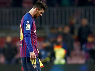Vì sao Messi không đá chính ở trận Siêu kinh điển?