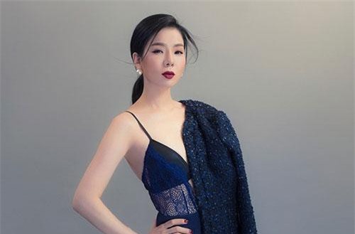 Lệ Quyên tiết lộ những việc không thể thiếu mỗi lần ra Hà Nội ăn Tết