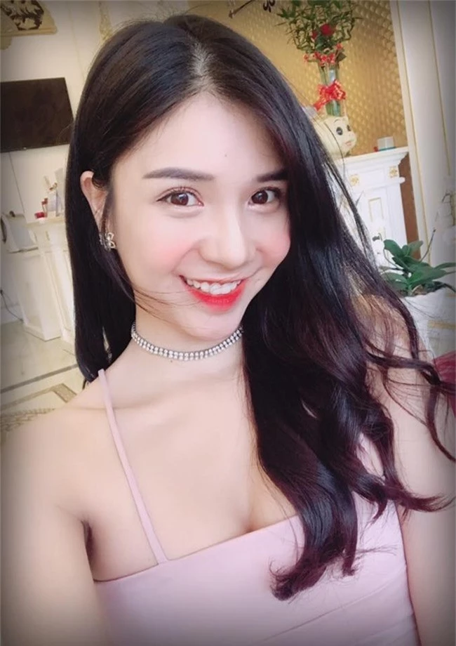 2 my nhan xu hue dinh dam: nguoi diu dang thuy mi, ke quyen ru goi cam hinh anh 14