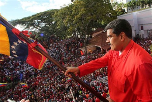 Tổng thống Venezuela thu thập 10 triệu chữ ký để ngăn nước ngoài can thiệp quân sự