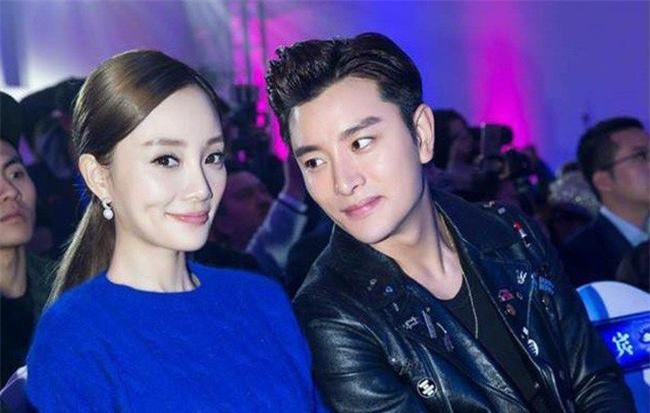 Danh tính người phụ nữ "móng tay đỏ" bí ẩn ăn Tết cùng Giả Nãi Lượng đã có câu trả lời