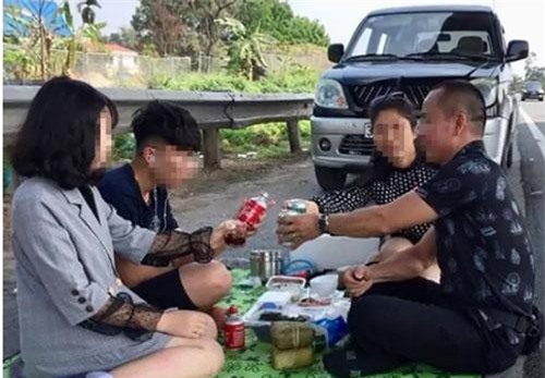 Xử phạt 5 - 6 triệu đồng đối với lái xe tổ chức ăn uống trên cao tốc Nội Bài - Lào Cai