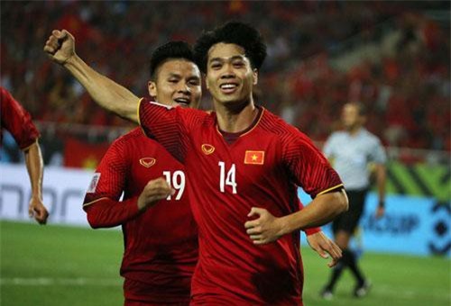 Thưởng tiền tỷ sau Asian Cup, Công Phượng có ăn Tết giống “người thường”?