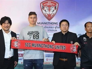 TIẾT LỘ: Đặng Văn Lâm là thủ môn đắt giá nhất lịch sử Thai League
