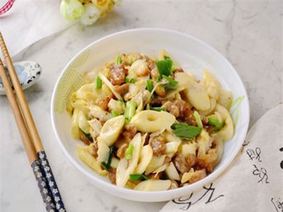 Lấy lại khẩu vị với món măng xào giản dị ngon cơm