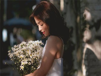 Tân hoa khôi Y dược Thái Nguyên: Không ngán 'hạn năm tuổi'!