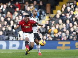 CLIP: Pha solo ghi bàn tuyệt đẹp của Martial vào lưới Fulham