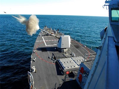 Uy lực đáng gờm của pháo hạm trên tàu chiến hải quân các nước