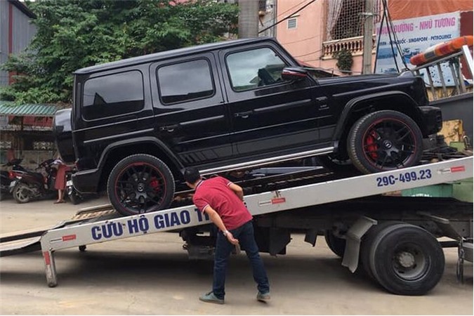 Cận cảnh siêu xe Mercedes-AMG G63 gần 15 tỷ đồng của đại gia Hoà Bình